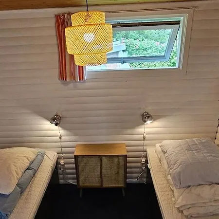 Vakantiehuis Bo I Vandkanten Pa Avernako